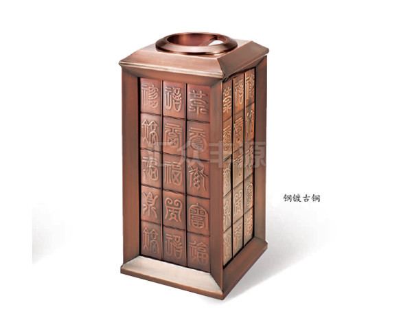 室內垃圾桶圖片